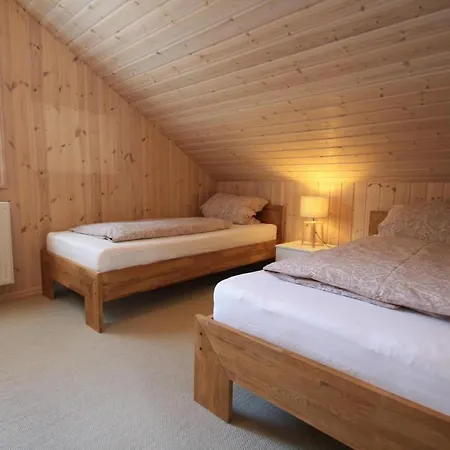 Seeidyll Am See, Feriehus Dummer